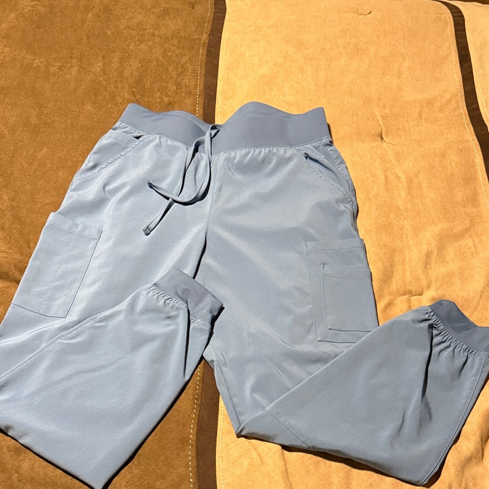 Easy Stretch Slate Blue V-Neck Scrub Top - Picture 5 of 7